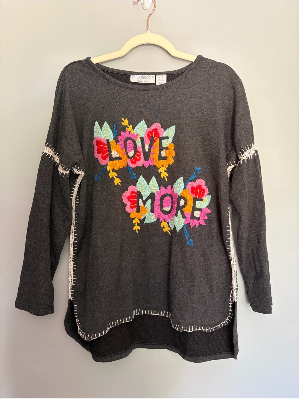 Bleu Bayou Embroidered Sweatshirt Size M Floral Love More Gray Blanket Stitch